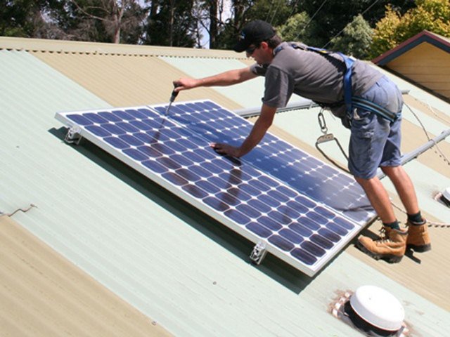 Cum să îţi construieşti singur un panou solar