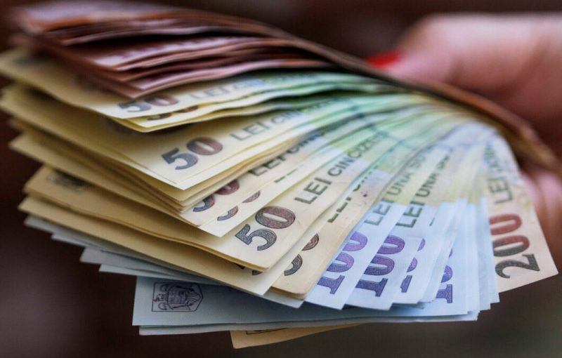 Au început confiscările! Banii românilor sunt verificați, a venit ordin de la vârful Guvernului