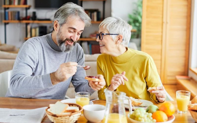 Opt alimente pe care este bine să le consumi după 50 de ani