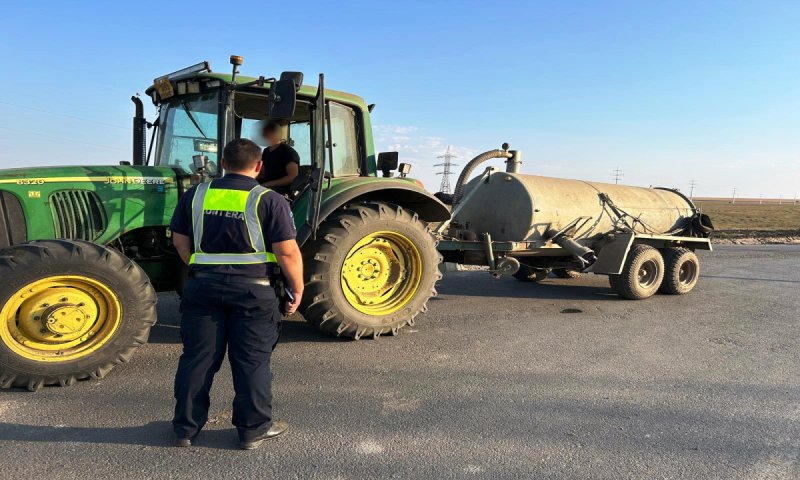 Remorcă fără acte scoasă de pe un drum public de către polițiștii de frontieră