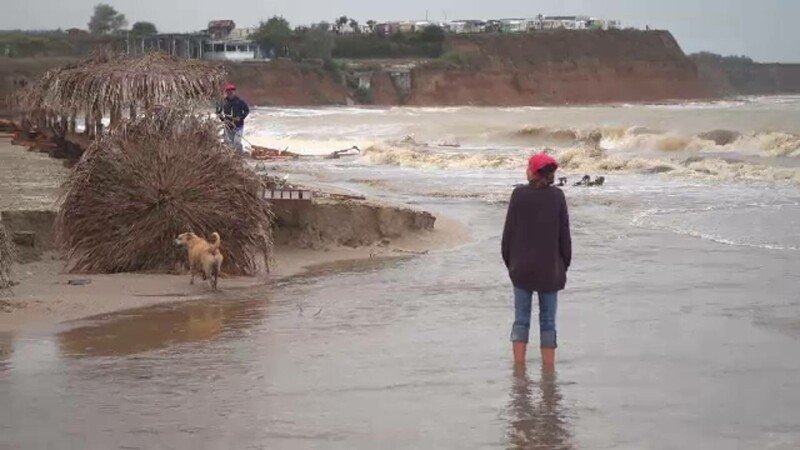 Litoralul, distrus de un ciclon din Marea Neagră