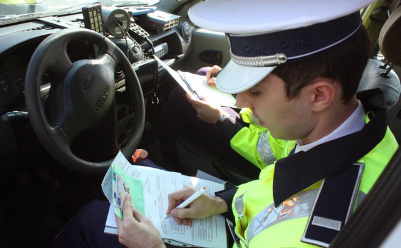 Șoferi băuți scoți din trafic de polițiști