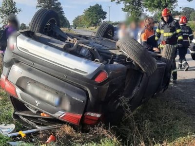 ACCIDENT! O femeie și fiul …