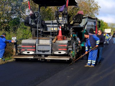 Botoșănenii circulă pe un drum …