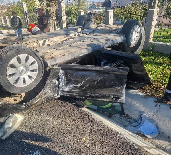 Accident grav la Zăicești! Doi copii și doi adulți au ajuns la spital - FOTO