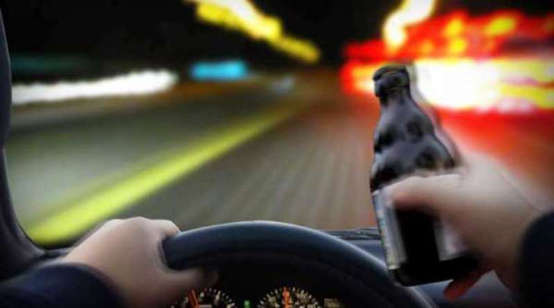 Șofer cu alcoolemie de 1,03 mg/l scos din trafic de polițiști