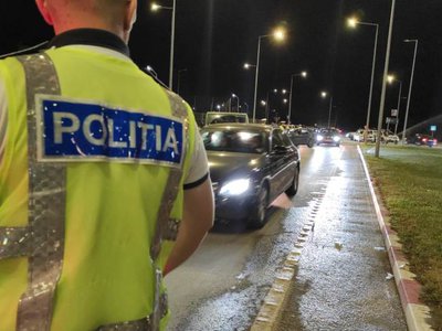 Razie nocturnă a polițiștilor desfășurată …