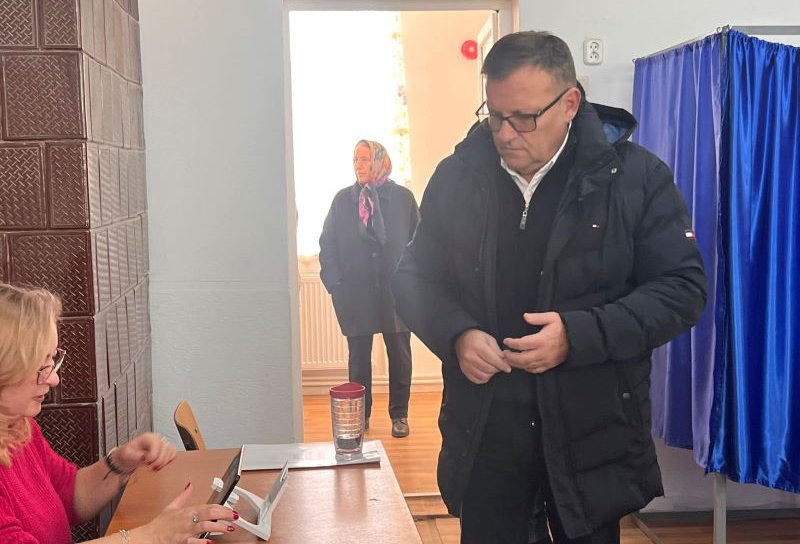 Marius Budăi: „Am votat candidatul care a demonstrat că este alături de fiecare român și reprezintă garanția creșterilor de venituri”