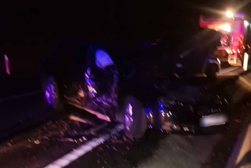 Accident! Două mașini s-au ciocnit la ieșire din Botoșani, pe drumul E 58