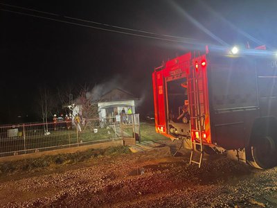 Incendiu într-o casă din Broscăuți. …