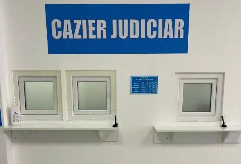 Polițiștii anunță noul program al serviciului de eliberare a certificatelor de cazier judiciar