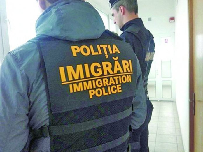 Decizie de returnare emisă de polițiștii de imigrări din Botoșani pe numele unui cetățean din Republica Moldova